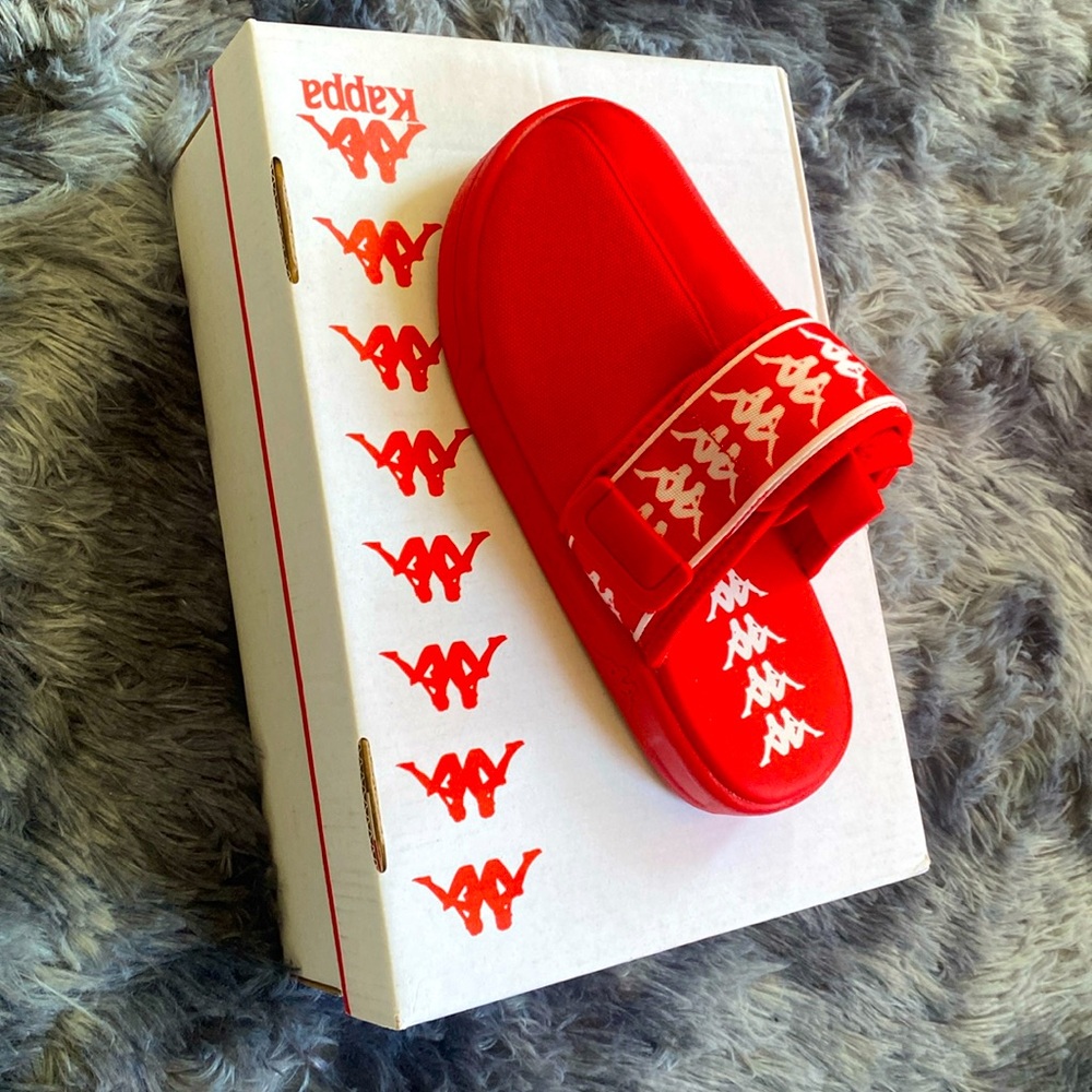 Kappa red slides never worn